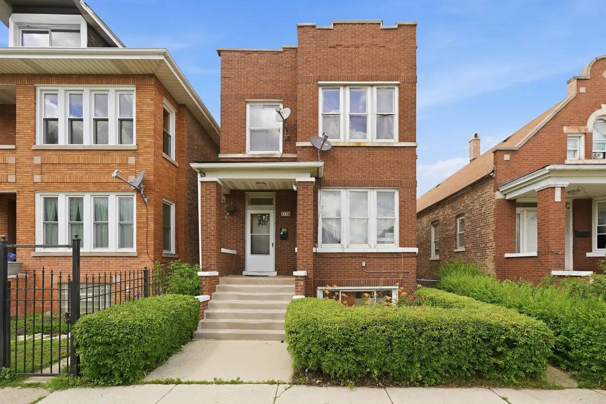 3116 W 53rd Place