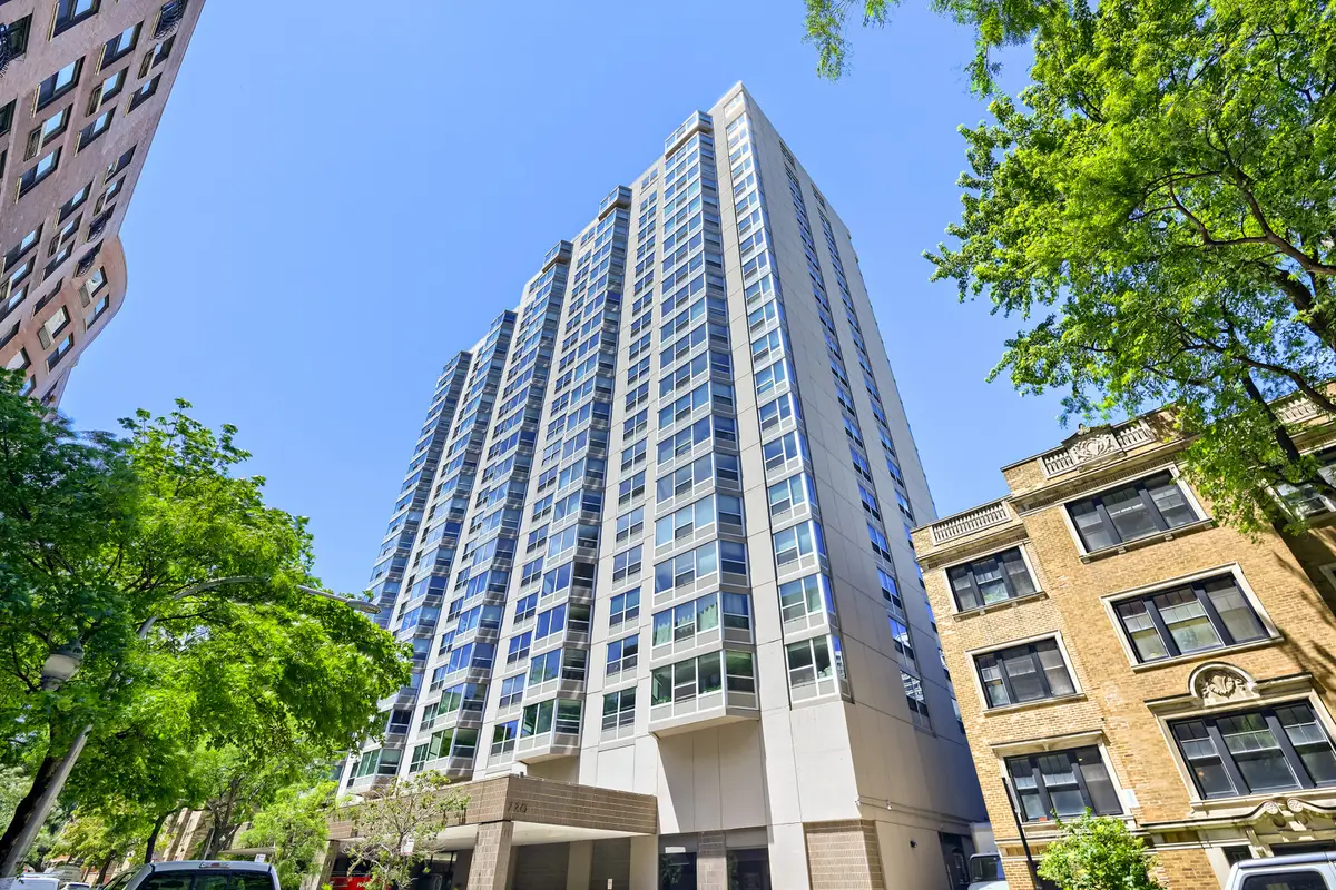 720 W Gordon Terrace