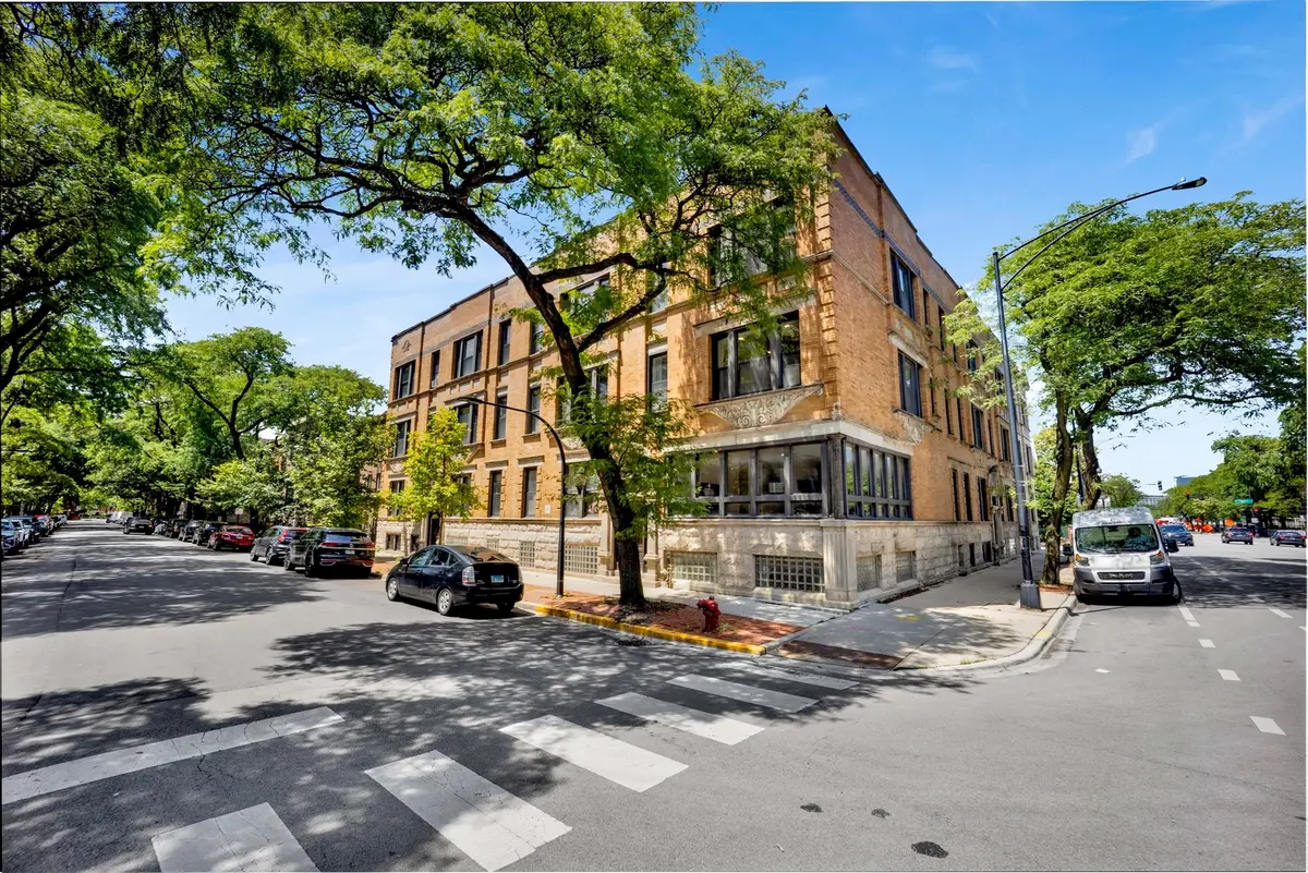 1400 W Flournoy Street