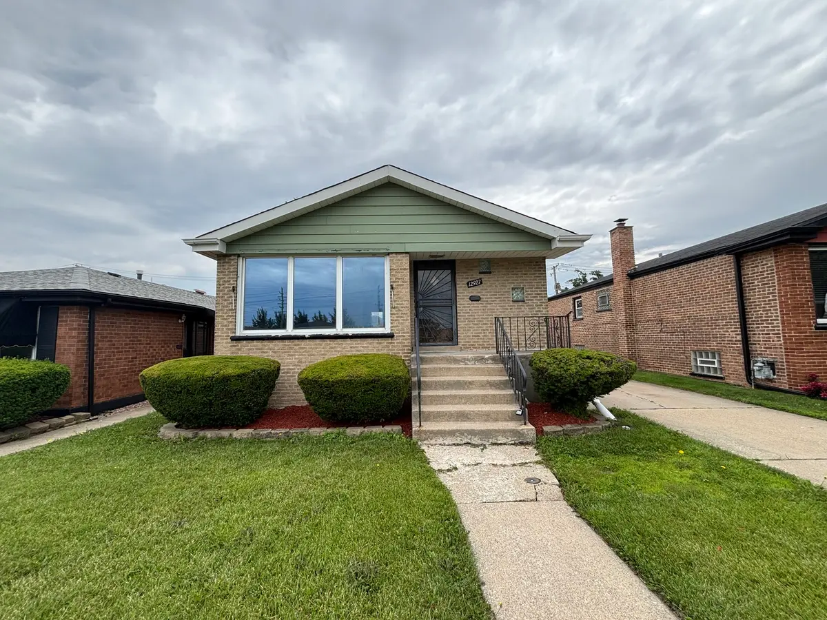 12927 S Saginaw Avenue