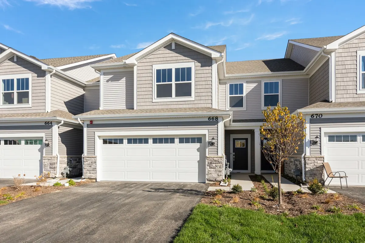 668 Cassia Court
