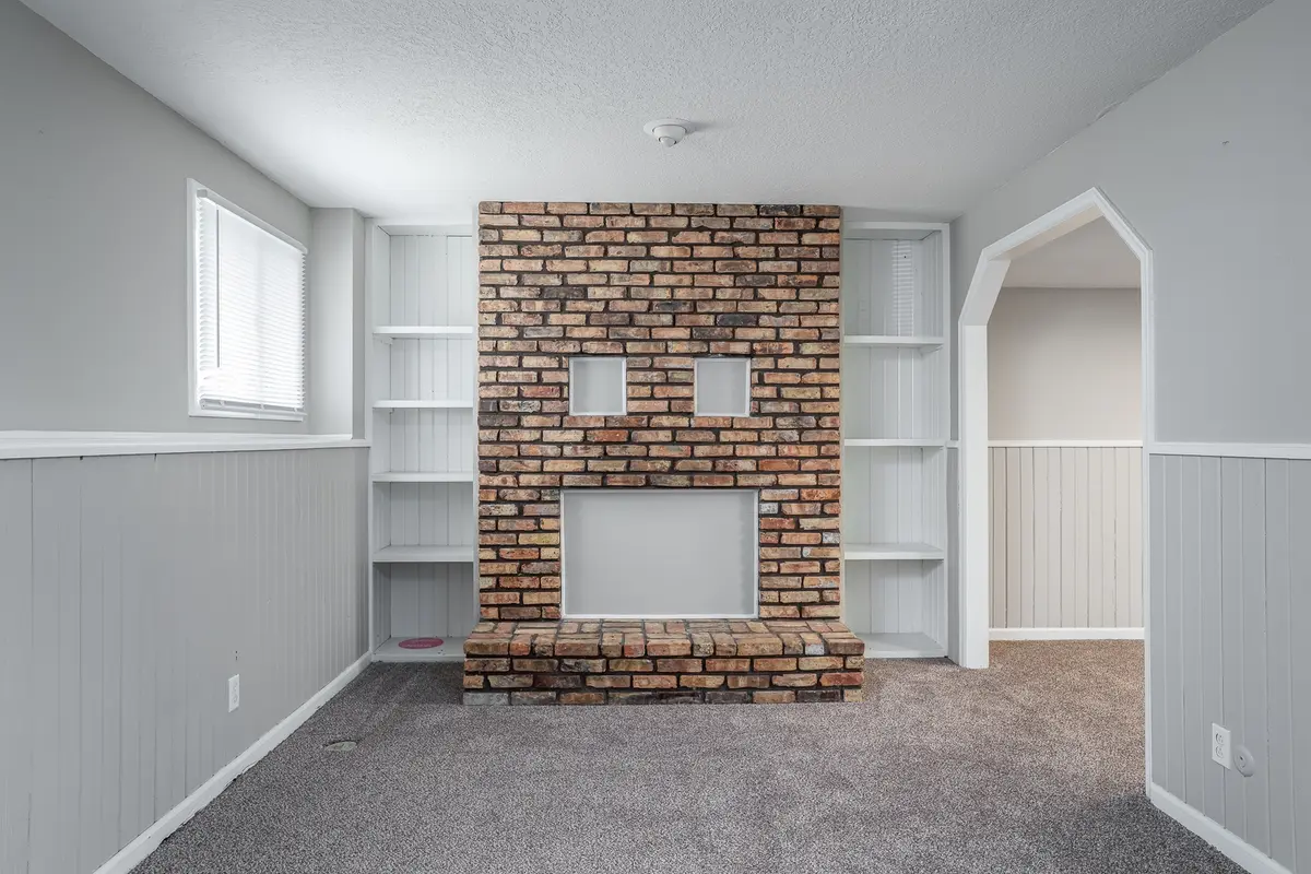 4430 CANTERBURY Lane