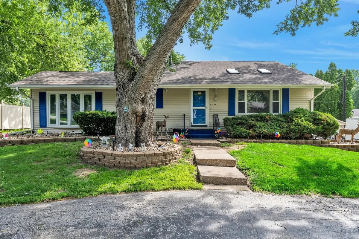 919 Colony Drive