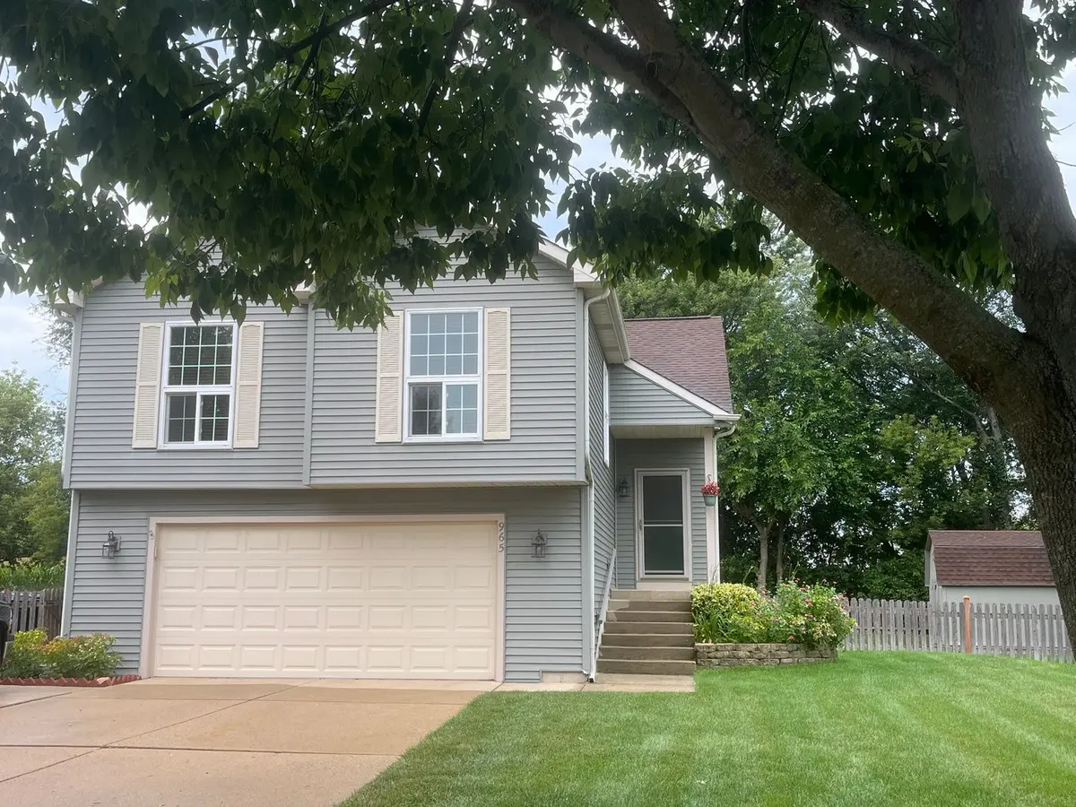 965 Amberwood Place
