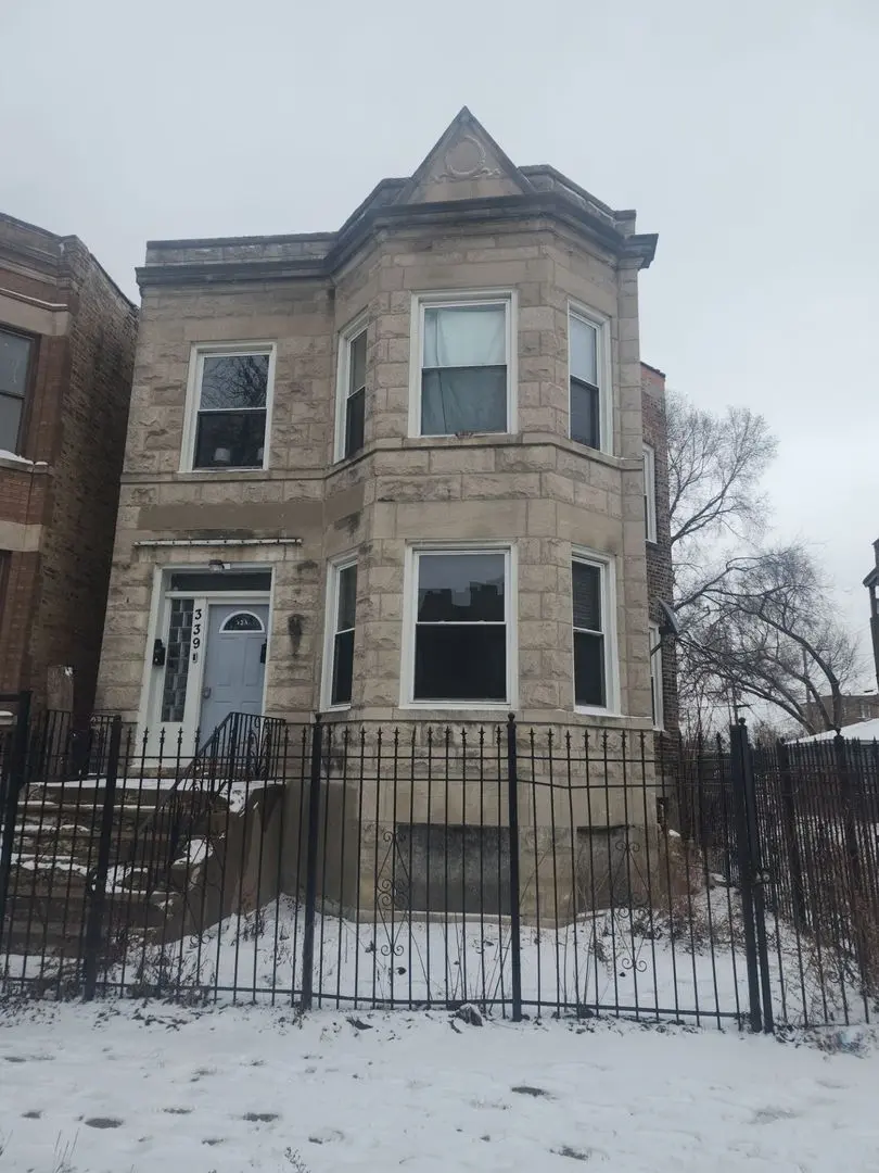 339 S Kilbourn Avenue