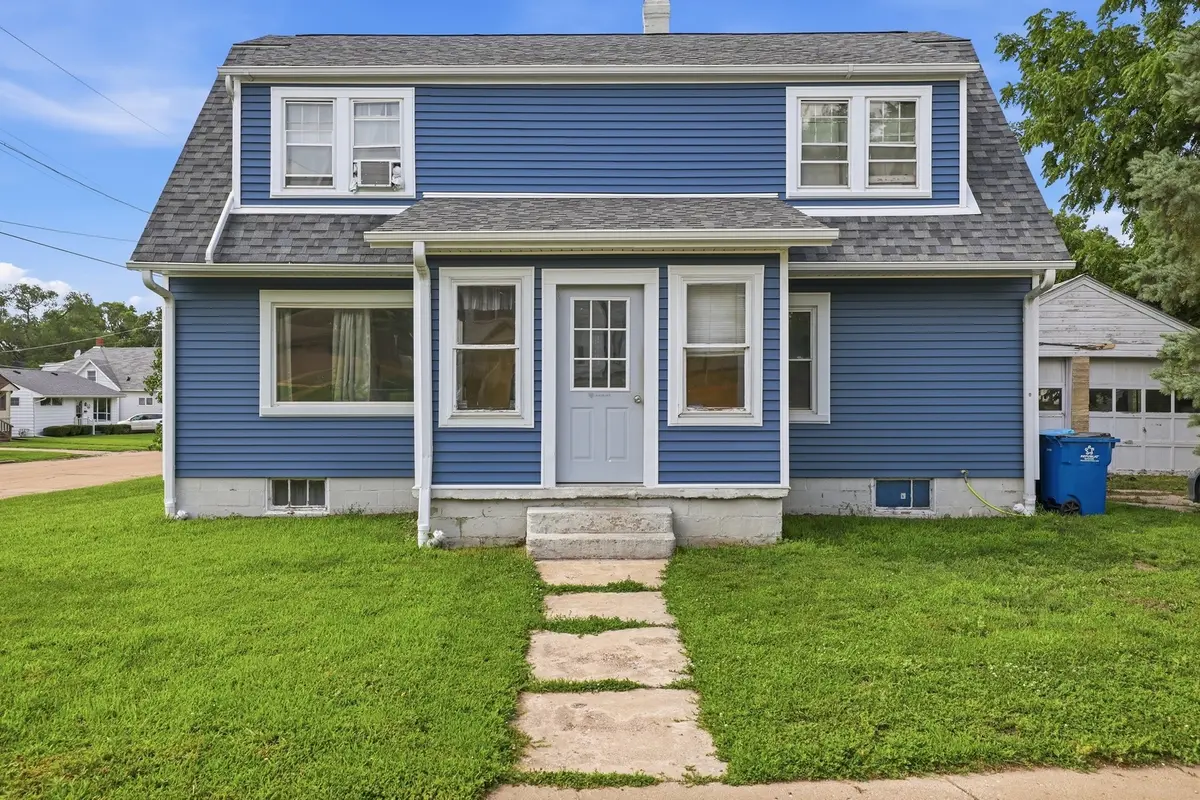 1723 W 4th Street