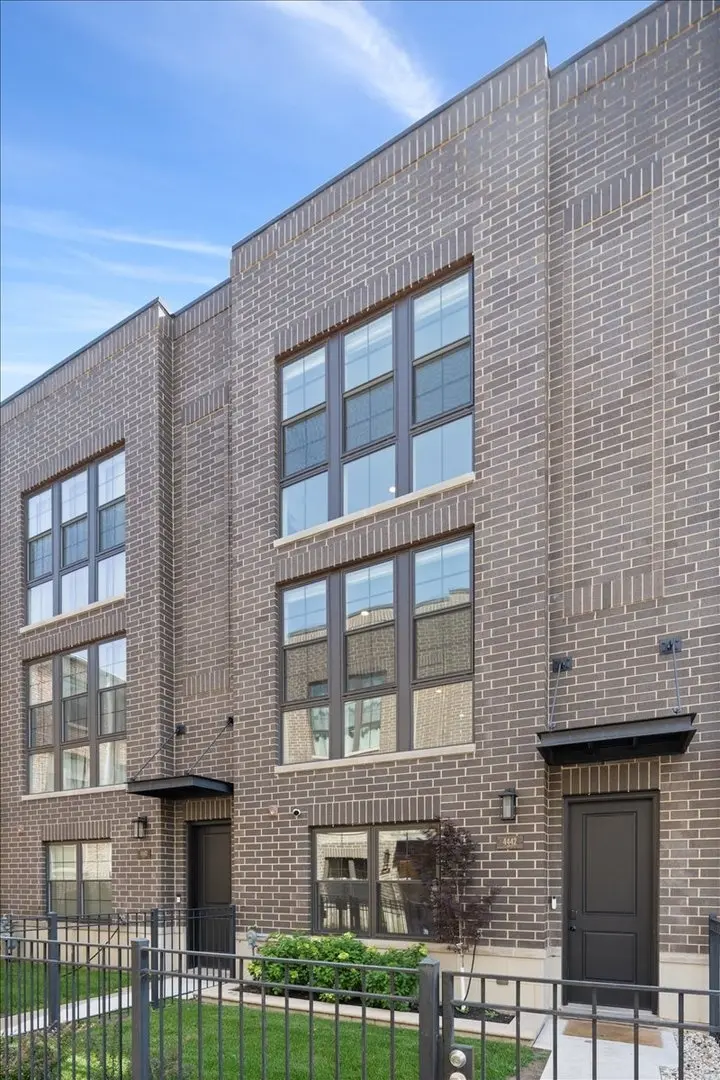 4442 S Drexel Boulevard