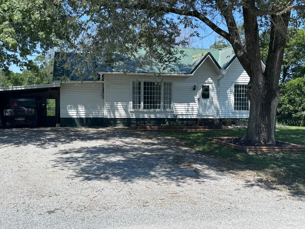 5003 N Cherryville Lane
