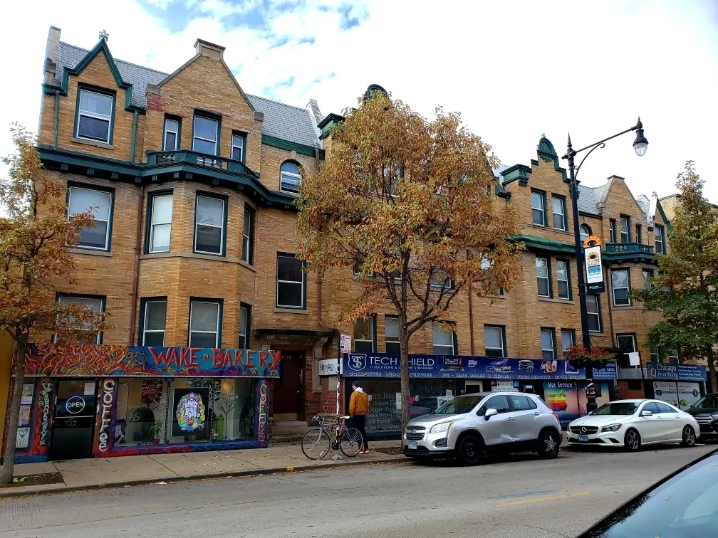 3516 N Broadway Street
