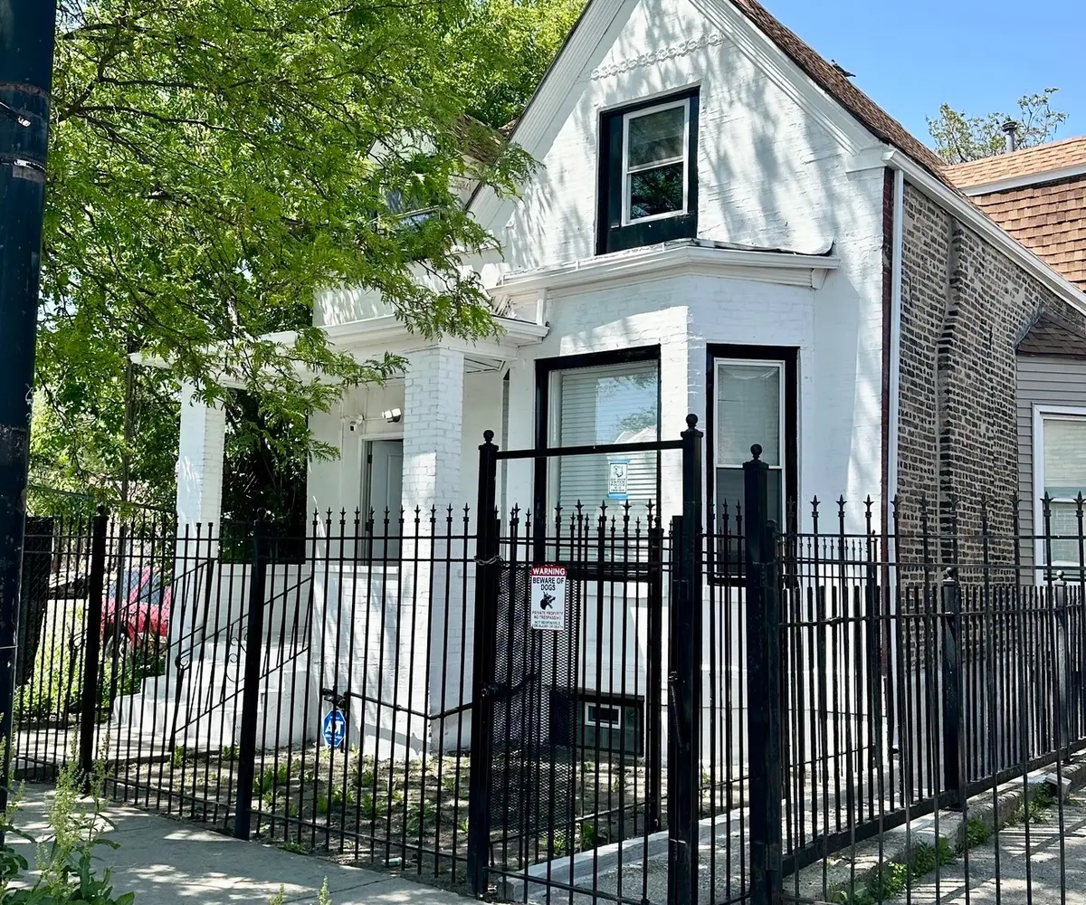 2720 W Harrison Street