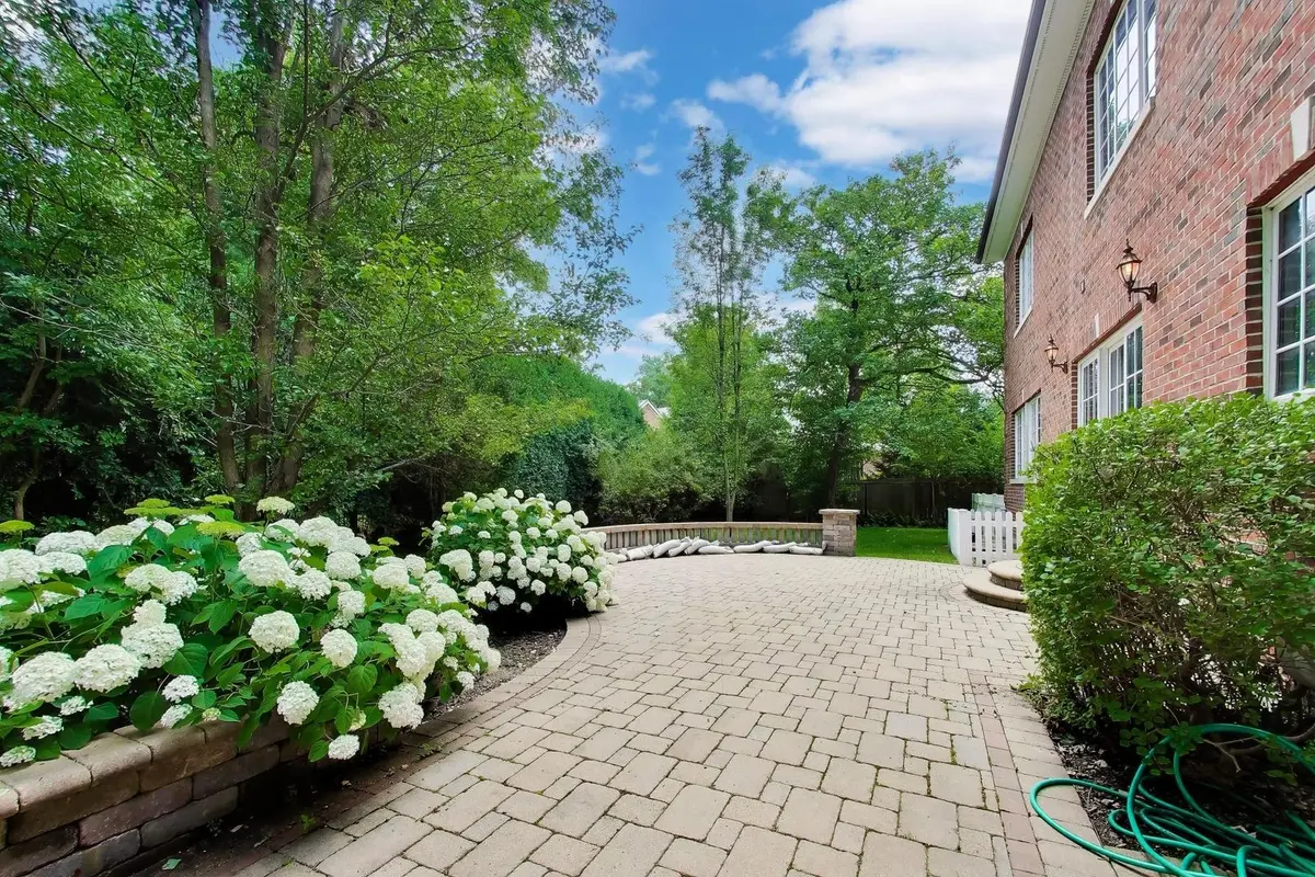 73 Locust Road