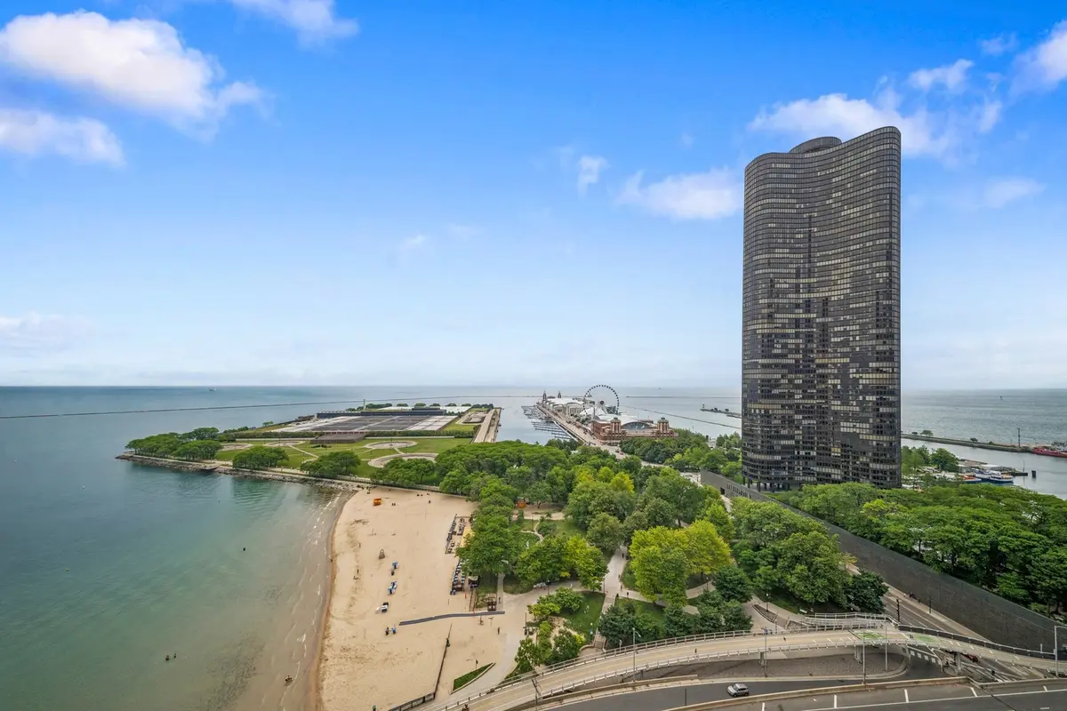 600 N Lake Shore Drive
