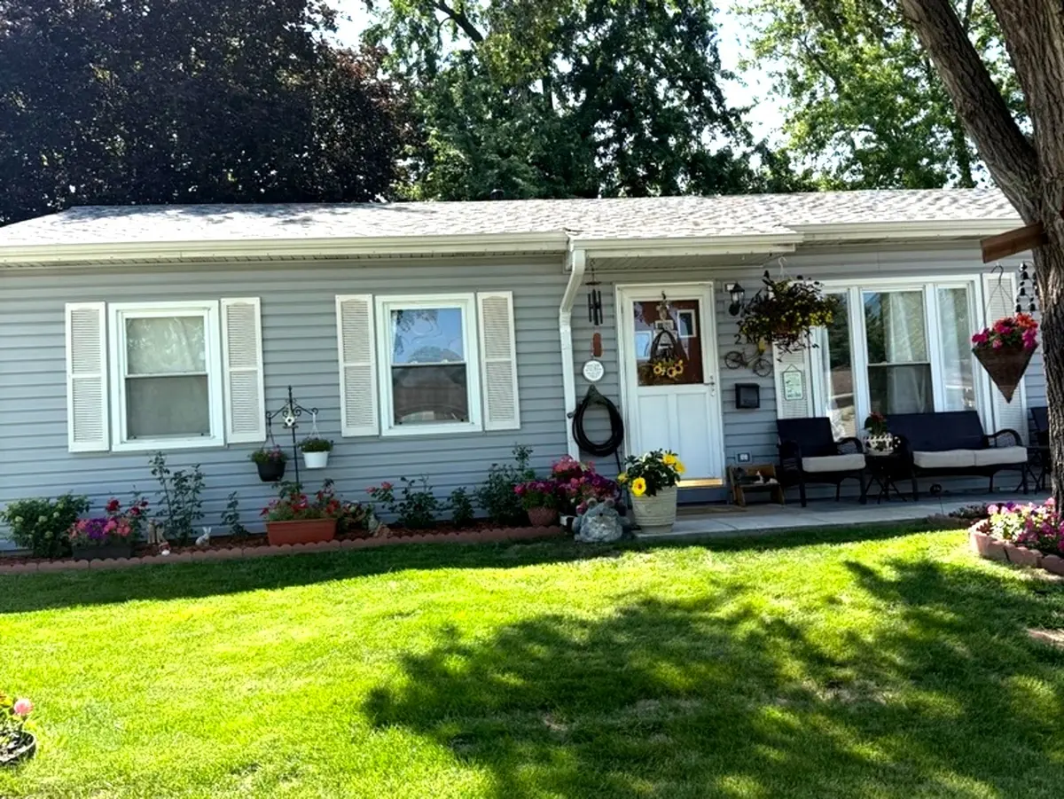 216 Linden Avenue