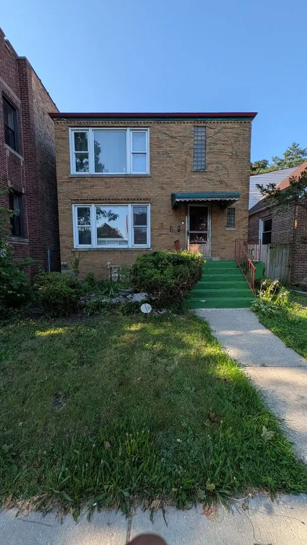 1619 E 86th Place