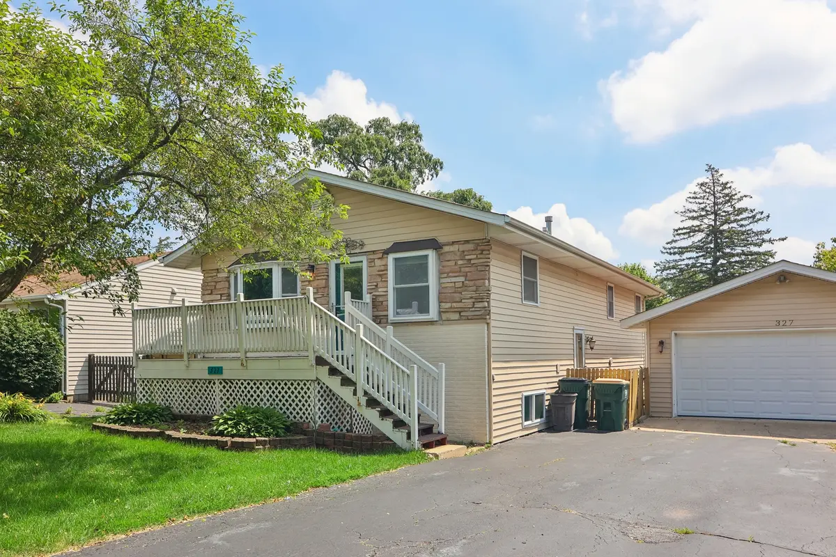 327 Oakwood Drive