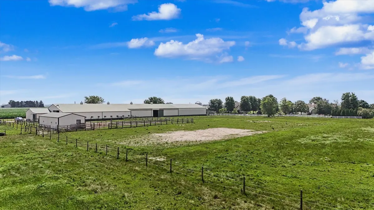 1936 County Road 1850 N