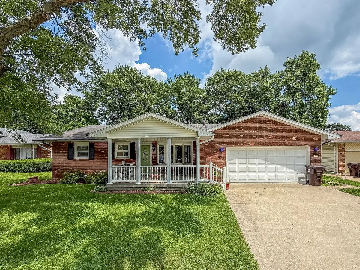 1020 Illinois Drive