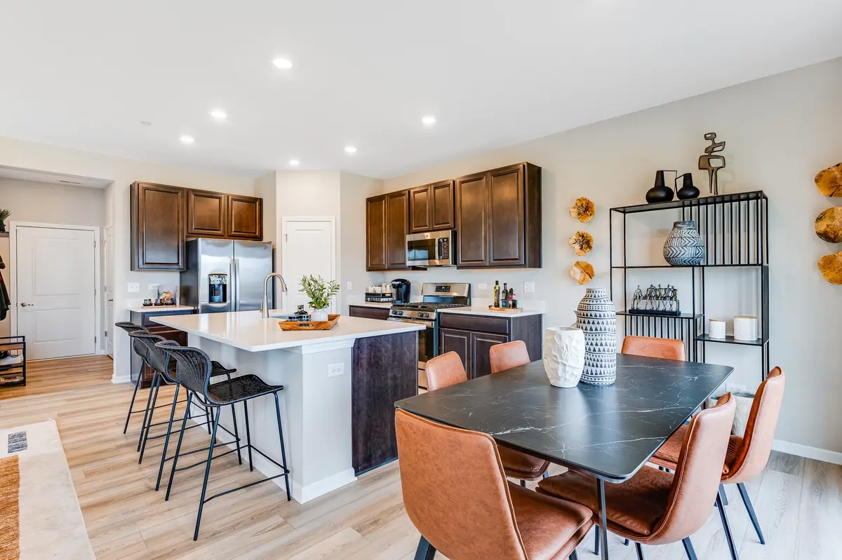 3046 Abbey Circle