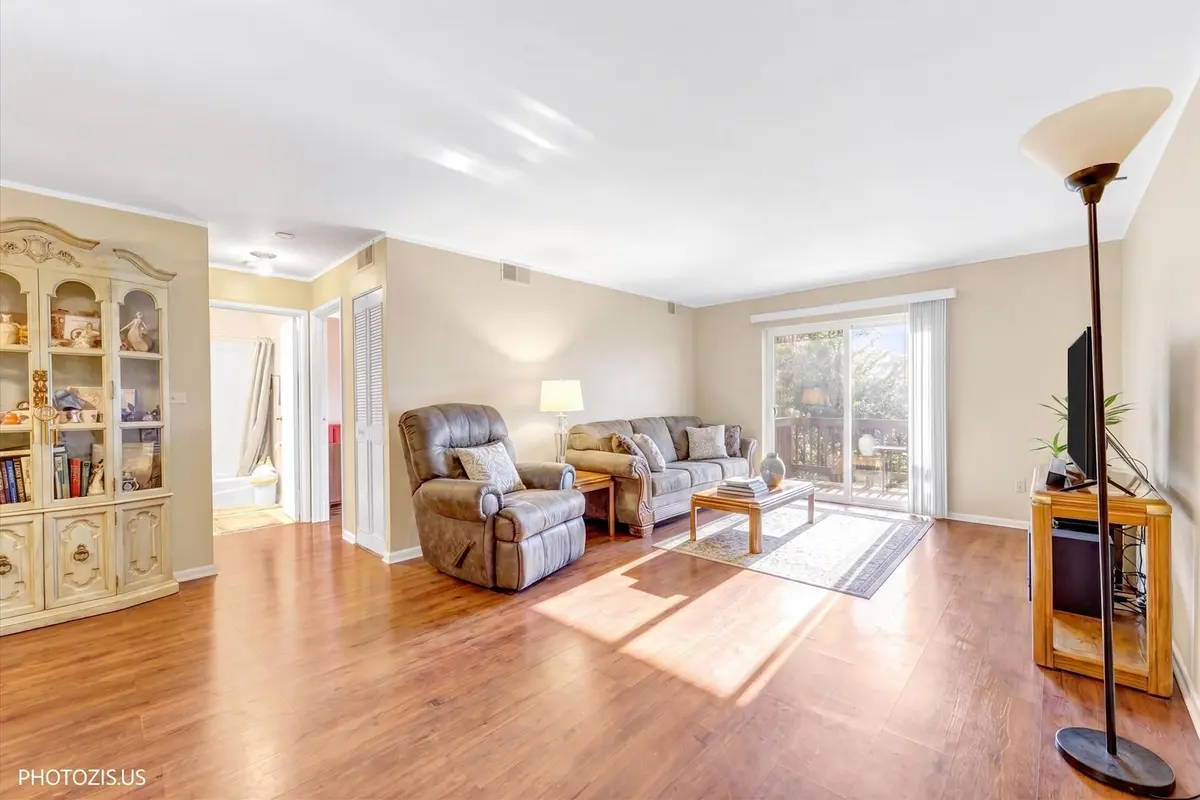 8232 Niles Center Road