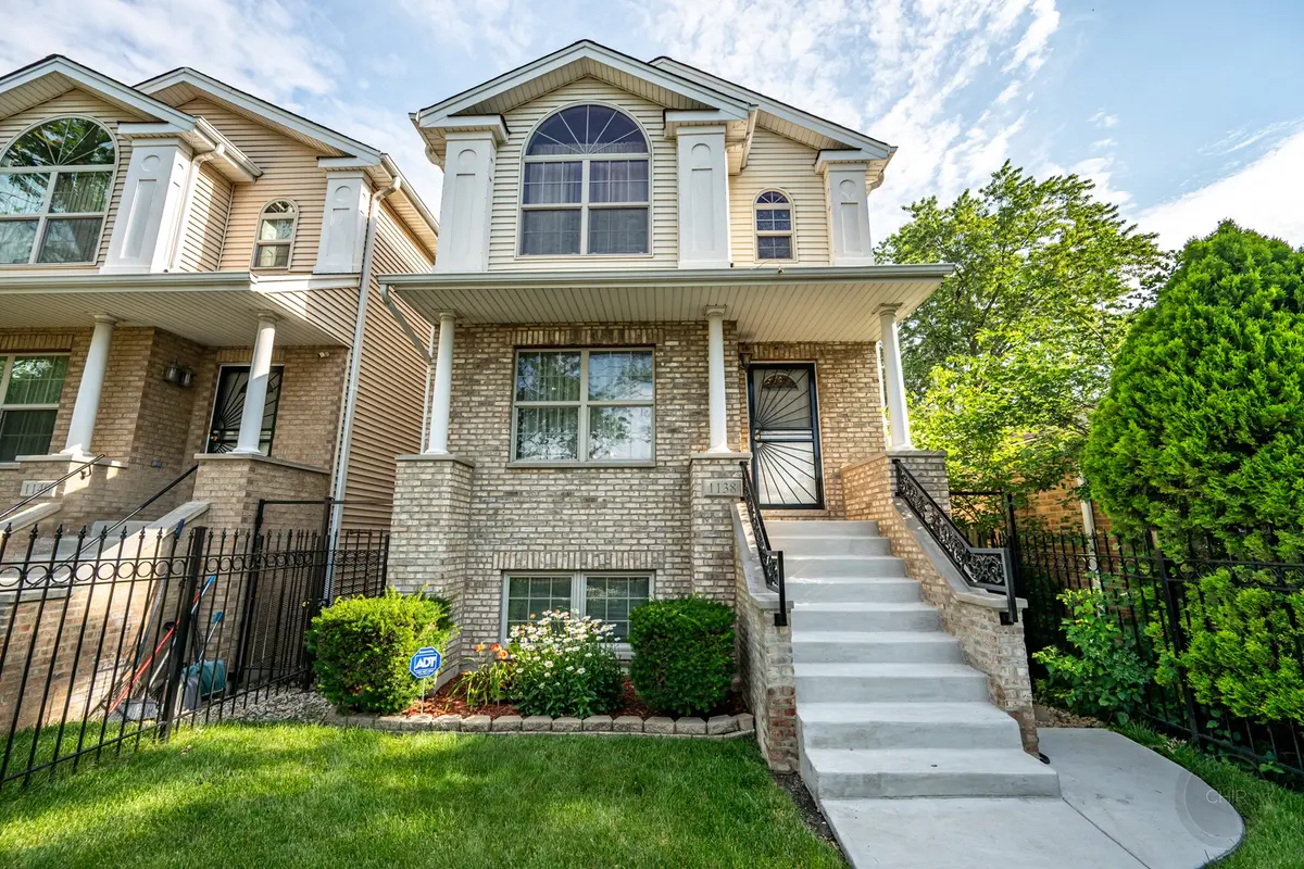 1138 W 95th Place