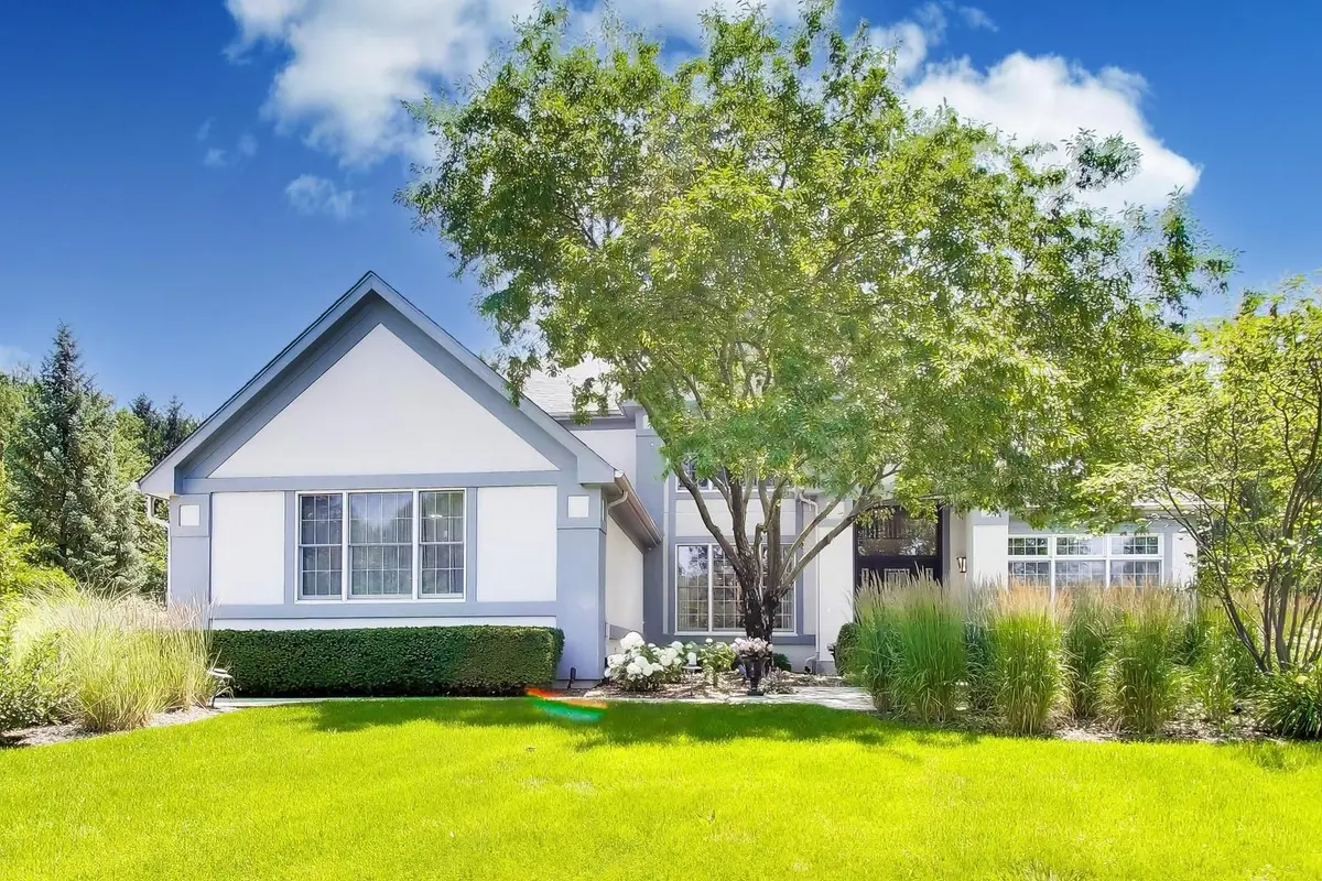 21425 N Meadowlark Court