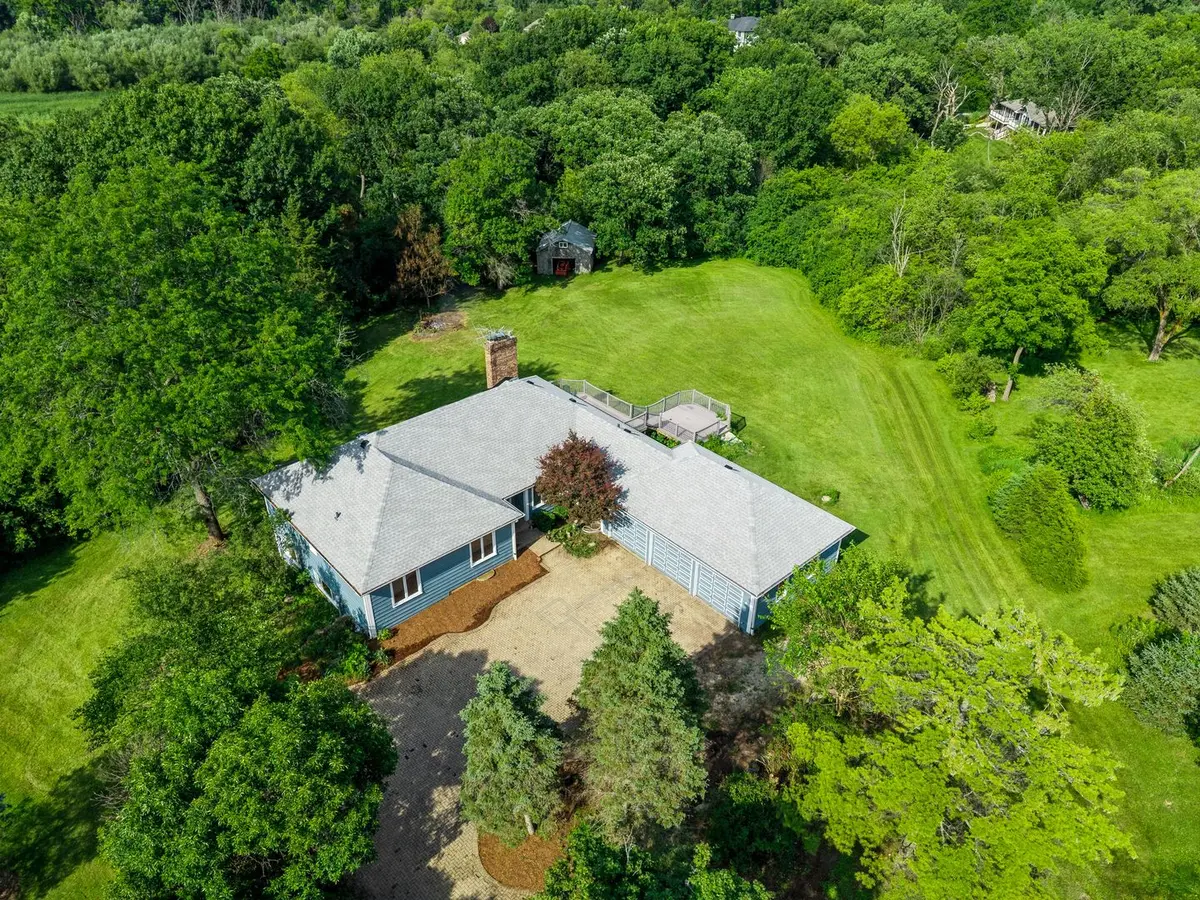 25725 N Oak Creek Circle