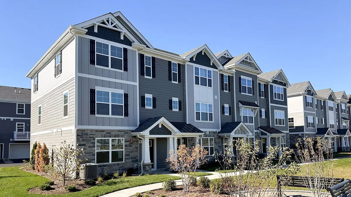 412 lakeshore Court
