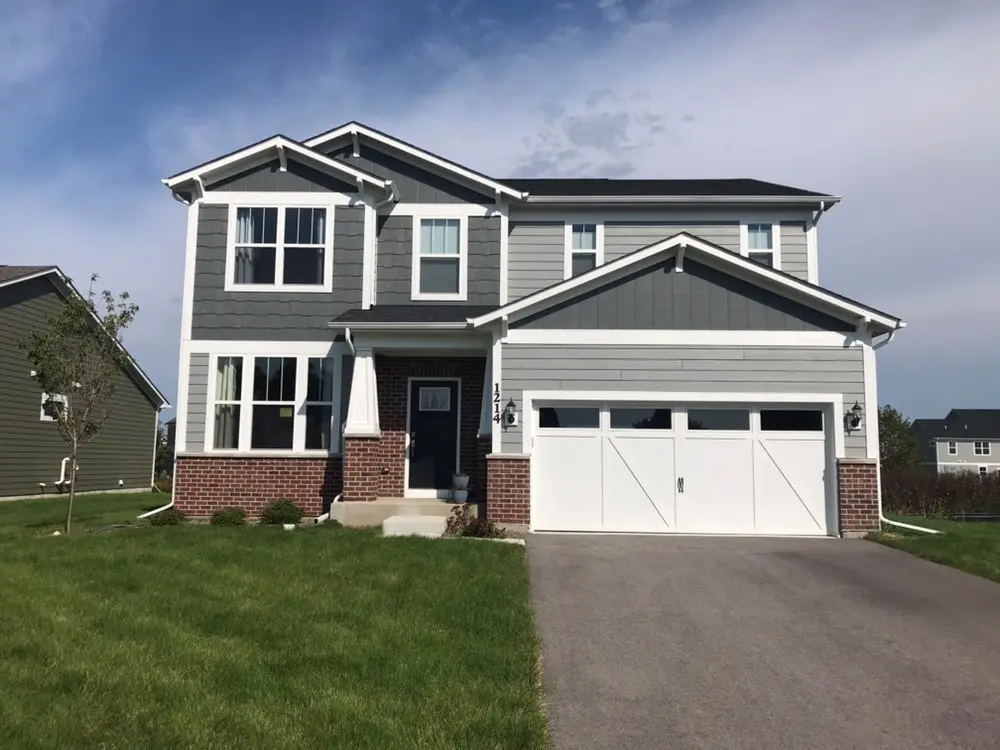 12700 S Harry Circle