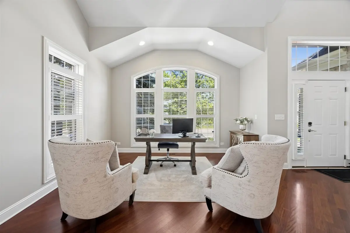 1015 White Pine Lane