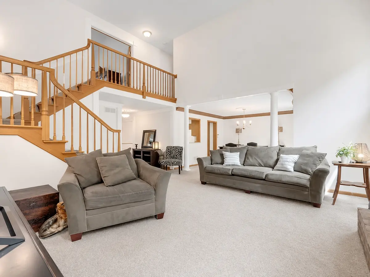 2255 Durand Drive