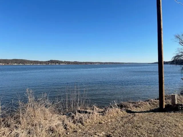 00 Great River Road