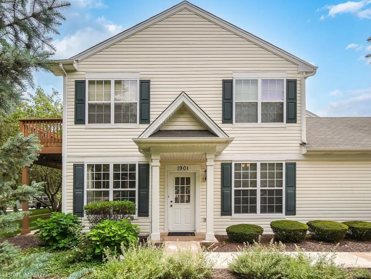 1901 W Crestview Circle
