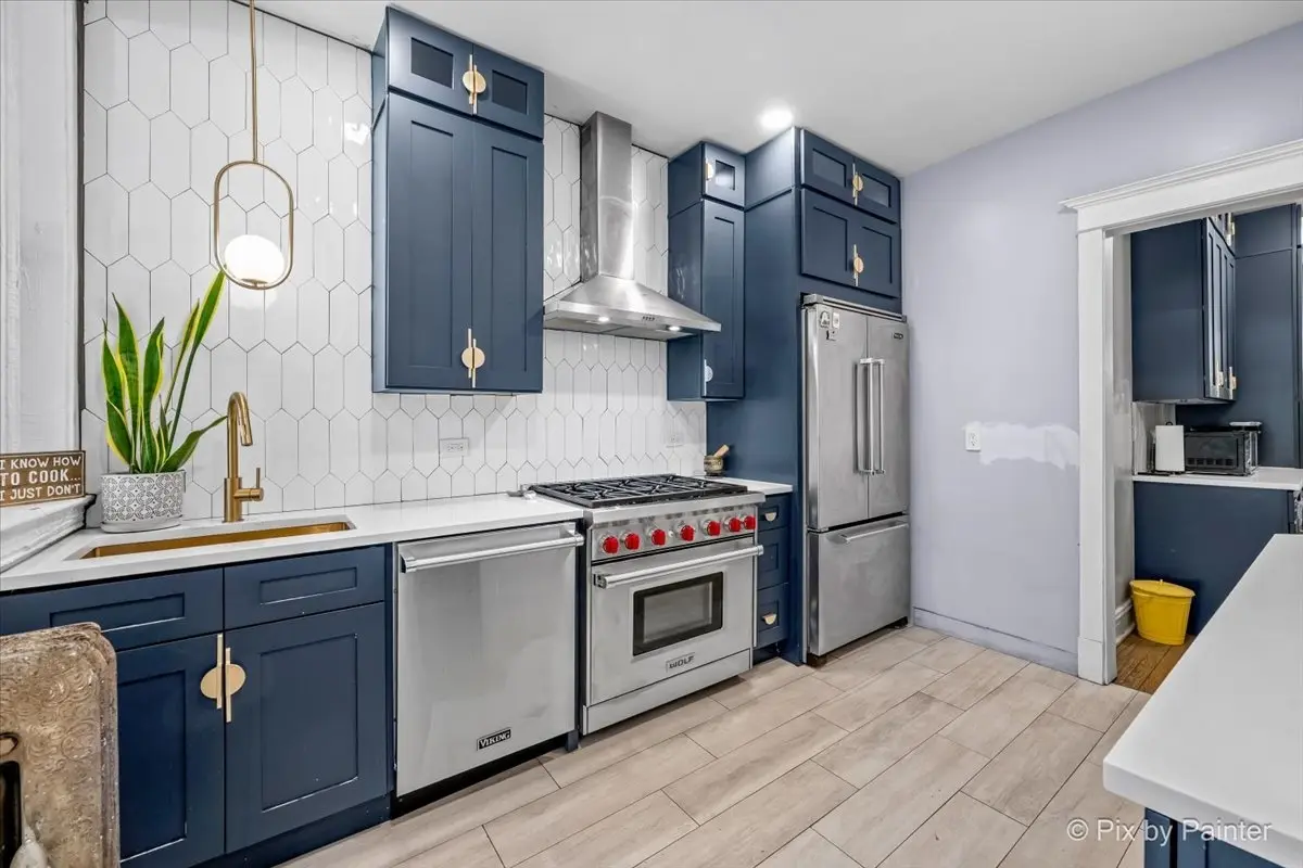 1209 E 53rd Street