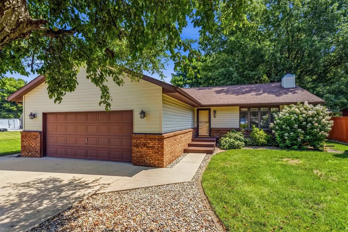 5 Southview Drive