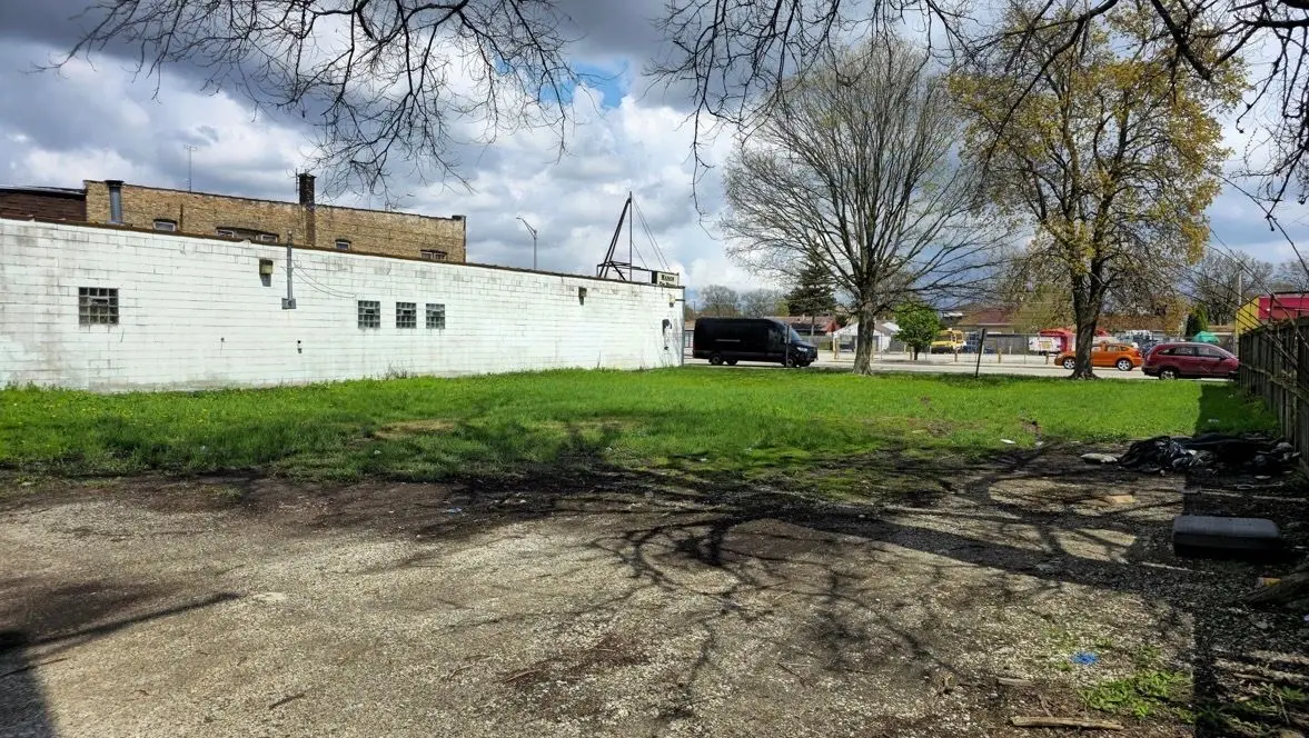 26 S 19th Avenue