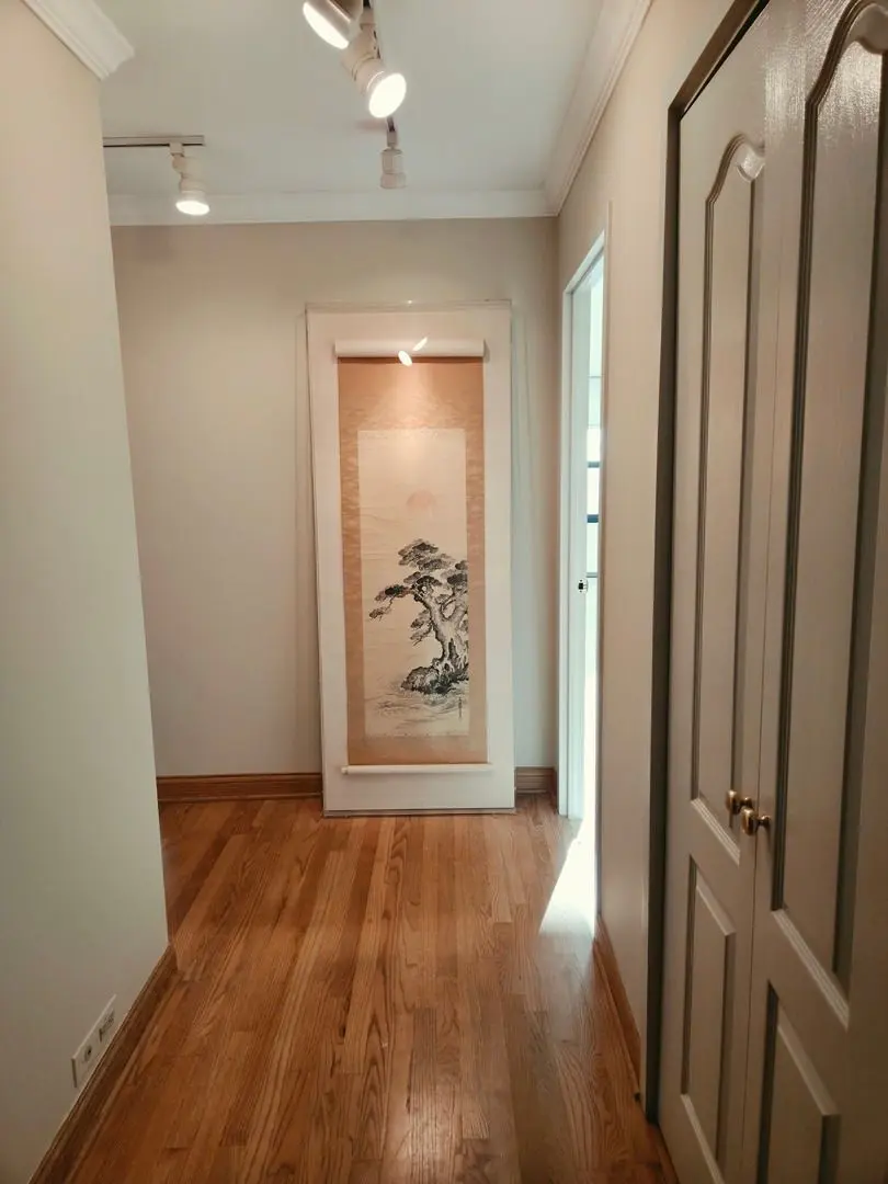 1560 N Sandburg Terrace