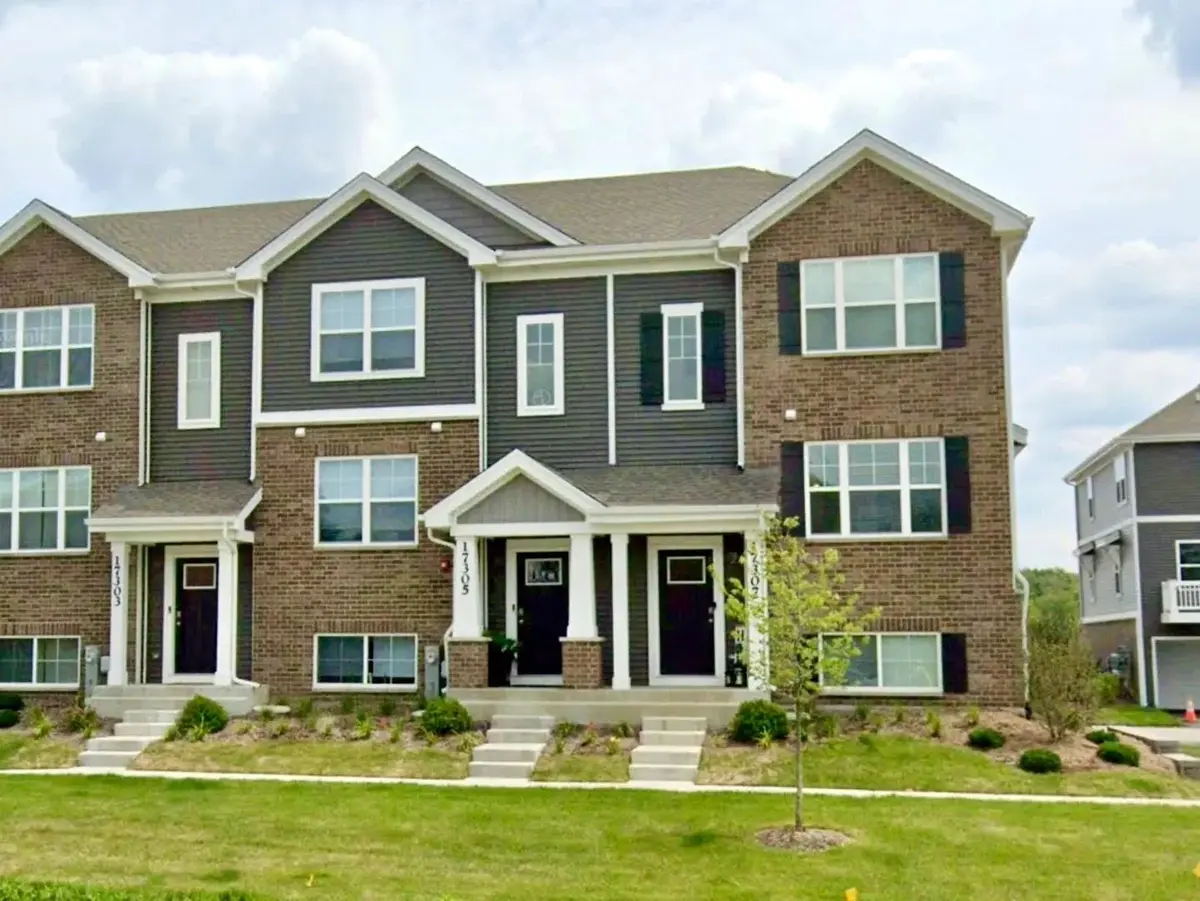17307 Roscommon Road