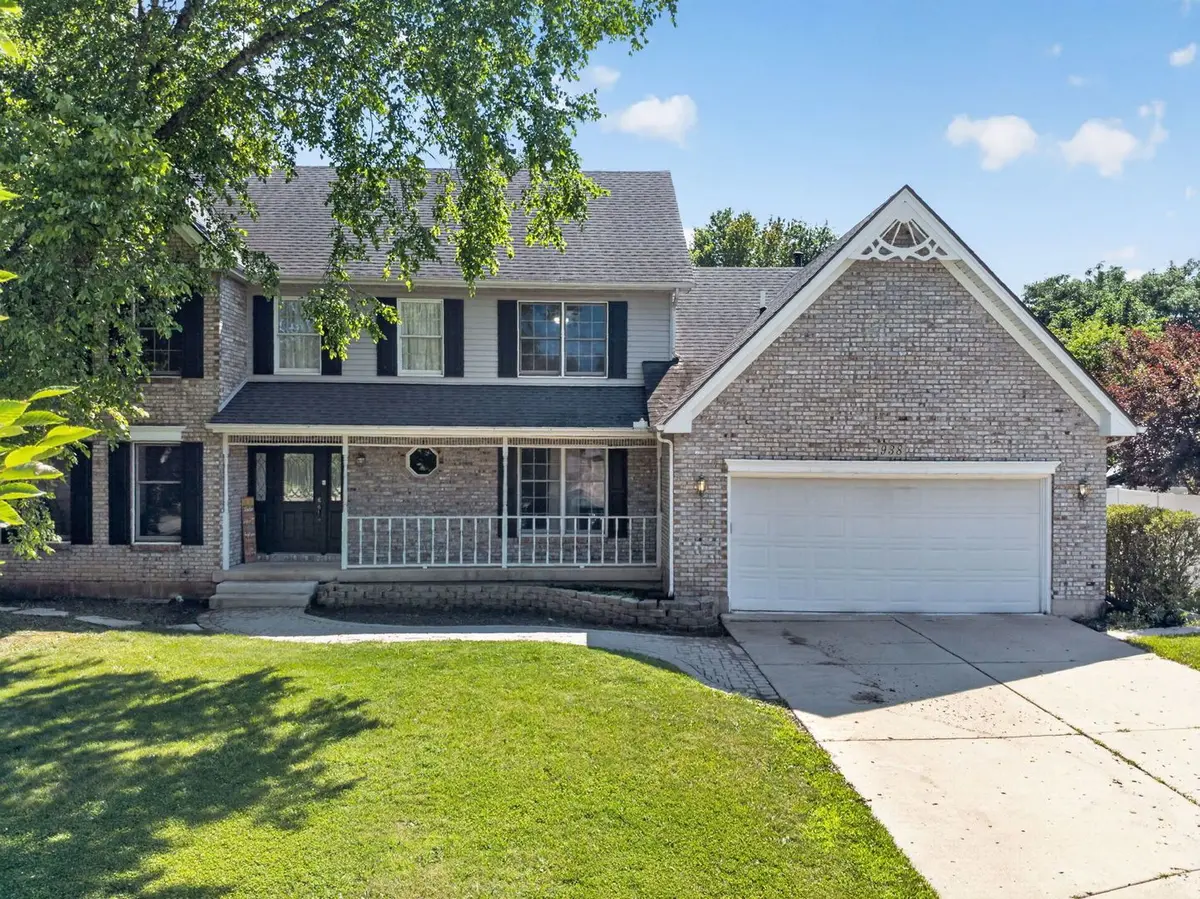 938 Stonehaven Court