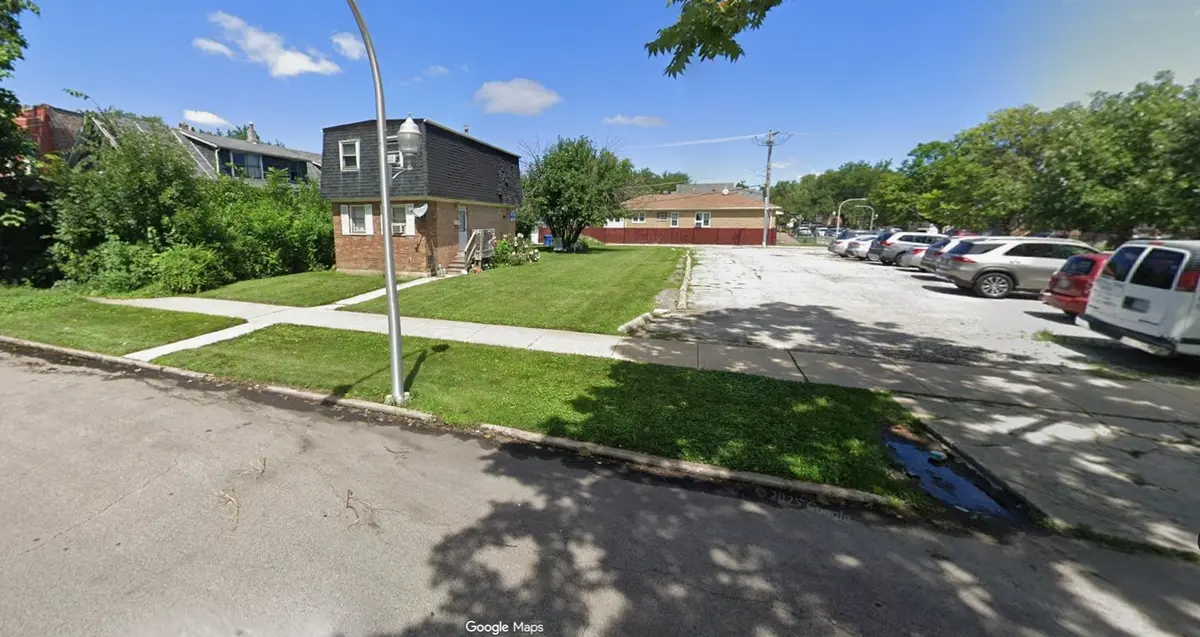 1404 W 61st Street