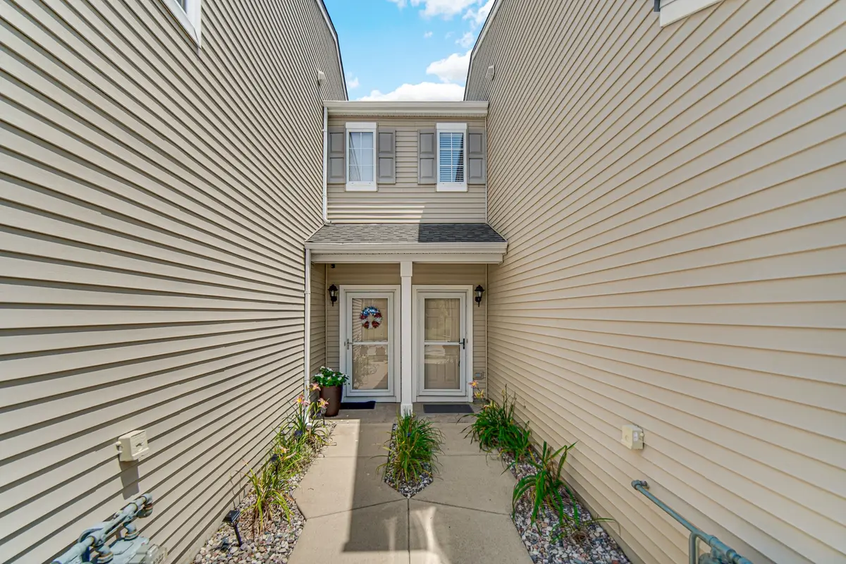 25021 Clare Circle