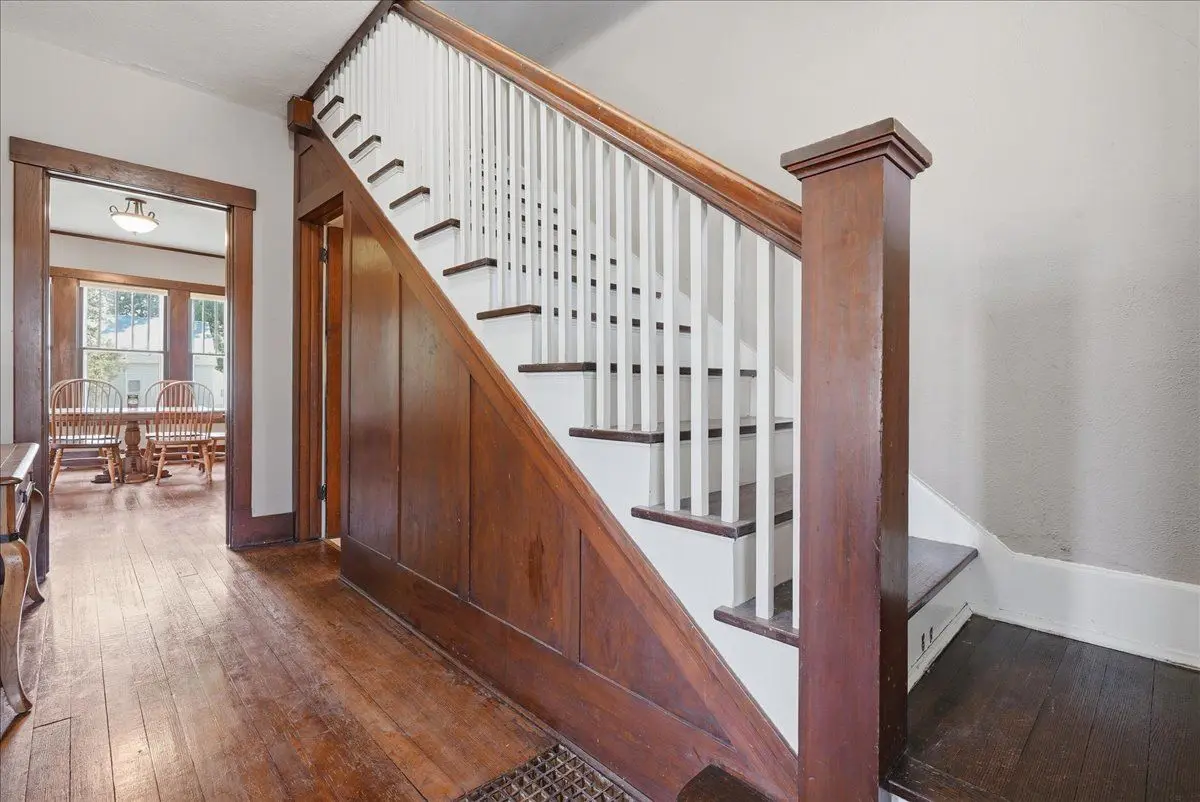 402 W 3rd Street