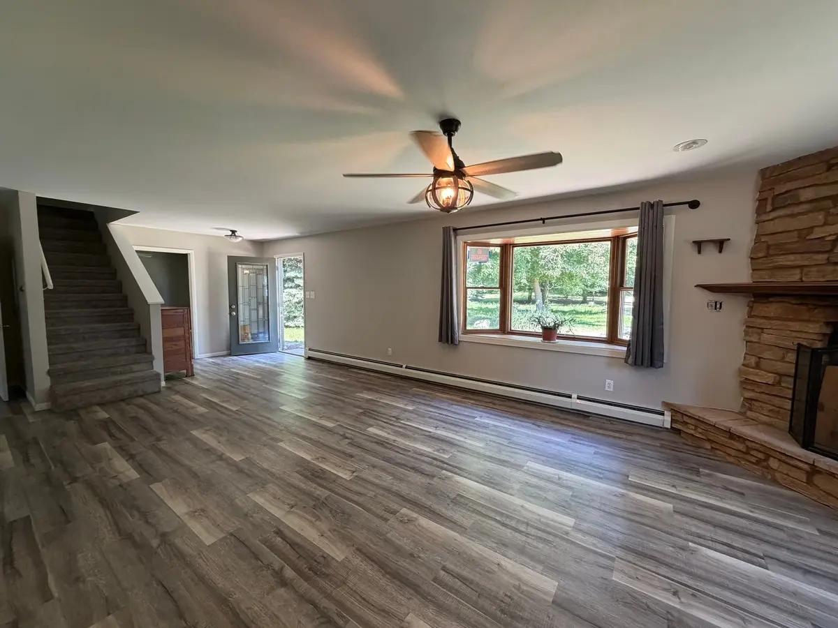 737 A Searls Road