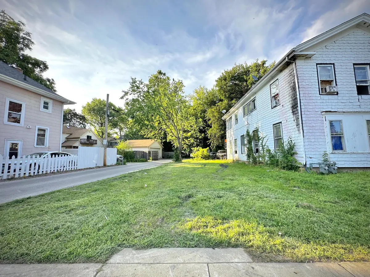 422 North Avenue