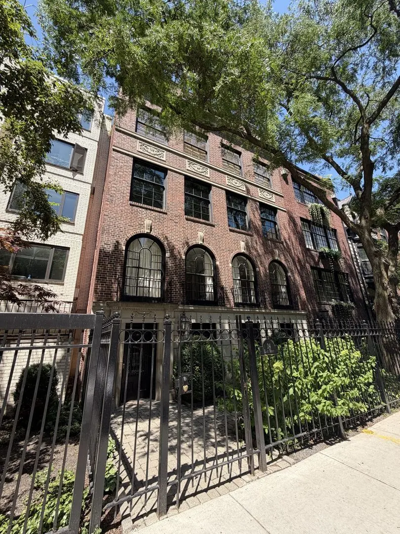 24 E Scott Street