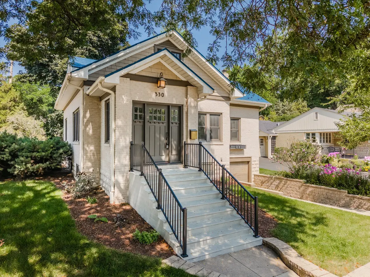 330 S River Lane