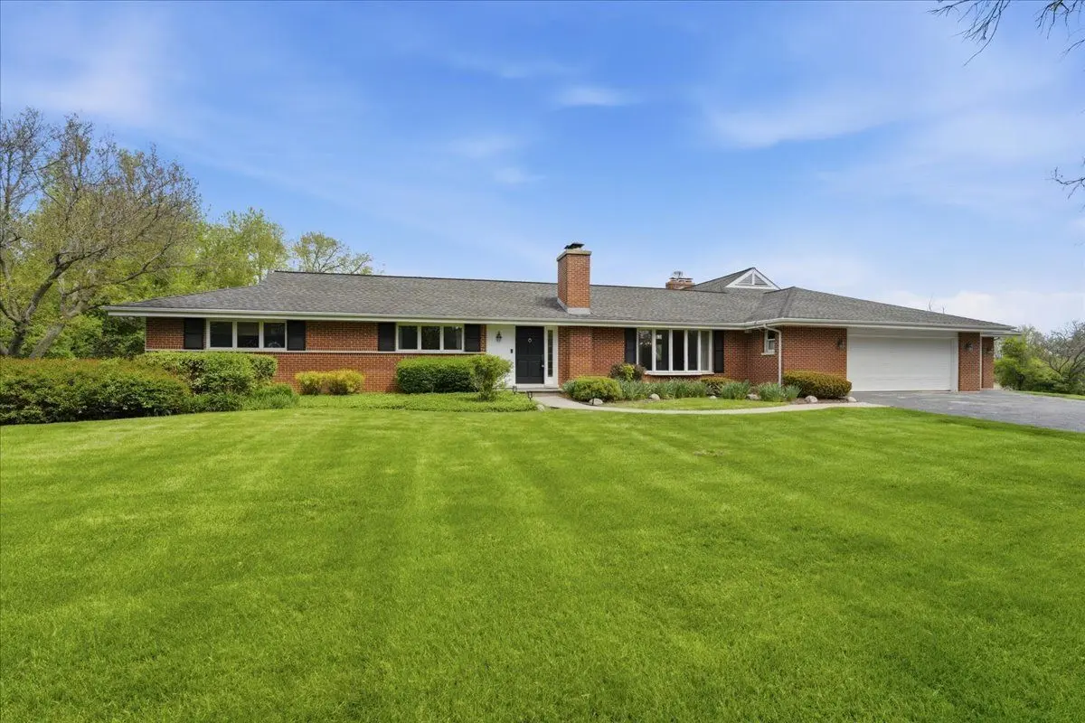 520 W Merri Oaks Road