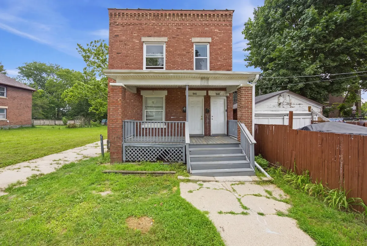 948 S 3rd Street