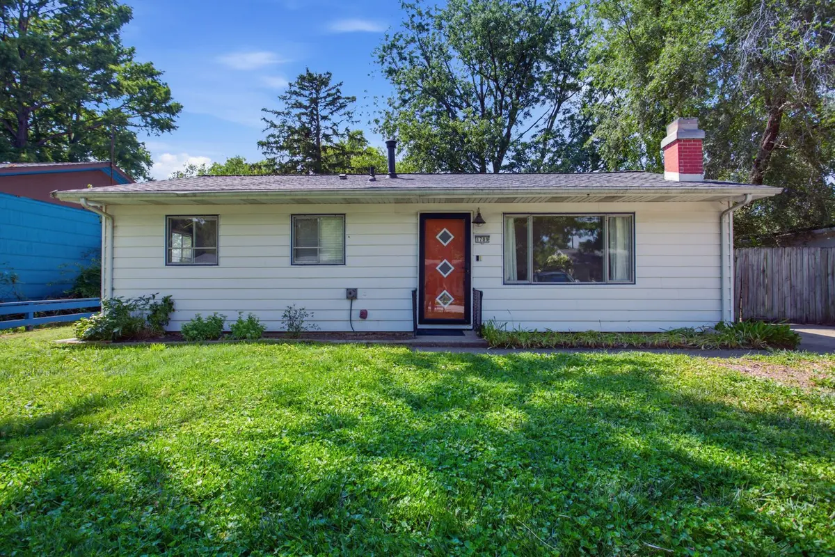 1709 Crescent Drive