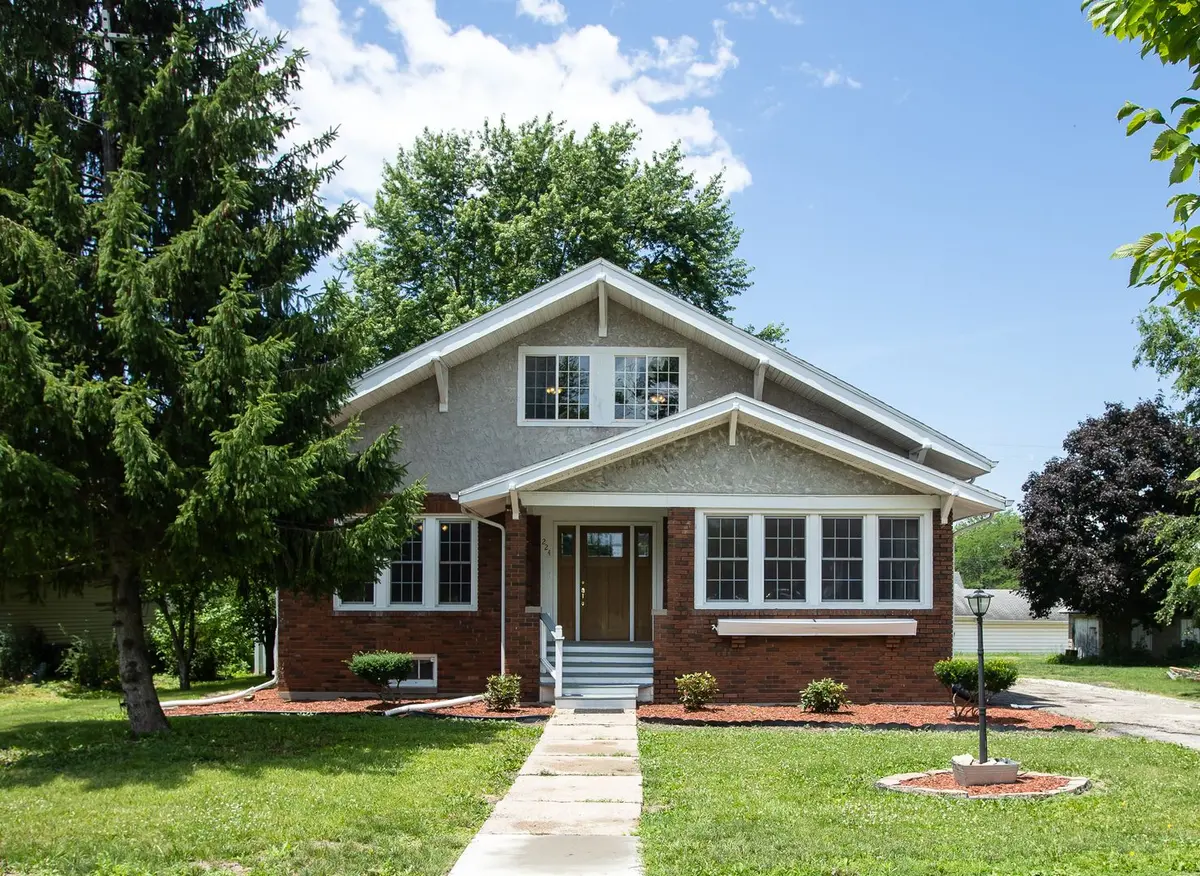 224 N Maple Street