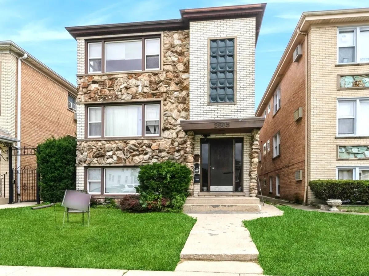 2605 N 72nd Court